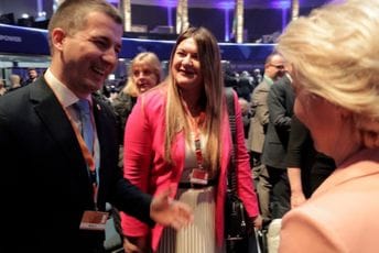 Bečić čestitao Fon der Lajen na ponovnom izboru za predsjednicu EK: Porodica smo, ne pojedinci Bečić čestitao Fon der Lajen na ponovnom izboru za predsjednicu EK: Porodica smo, ne pojedinci