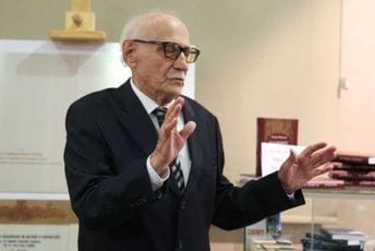 Preminuo Sreten Perović