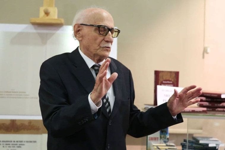 Preminuo Sreten Perović