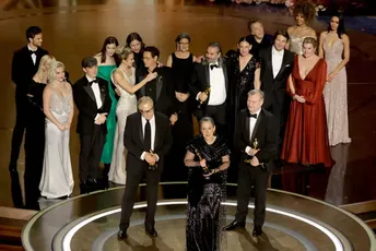 "Oppenheimeru" sedam Oskara - među njima i za najbolji film i režiju, četiri za "Poor Things", dva za "The Zone of Interest" "Oppenheimeru" sedam Oskara - među njima i za najbolji film i režiju, četiri za "Poor Things", dva za "The Zone of Interest"