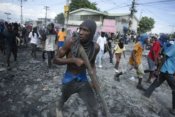 Haiti: U napadu bandi na naselje Kenskof ubijeno najmanje 47 osoba, 22 povrijeđeno Haiti: U napadu bandi na naselje Kenskof ubijeno najmanje 47 osoba, 22 povrijeđeno