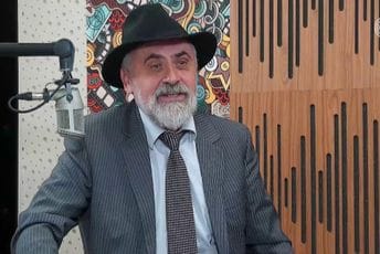 "Odavde ne idem milom": Rmandić nastavio štrajk, neće odustati dok nezavisna komisija ne izvrši reviziju "Odavde ne idem milom": Rmandić nastavio štrajk, neće odustati dok nezavisna komisija ne izvrši reviziju