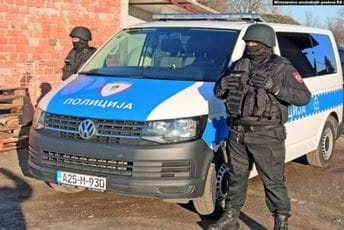 U BiH uhapšen maloljetnik zbog pripremanja terorističkog napada u školi u Trebinju U BiH uhapšen maloljetnik zbog pripremanja terorističkog napada u školi u Trebinju