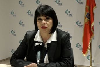 Mutapčić: Empatija uvijek na strani pacijenta, Zakon dopuniti sa obavezama i odgovornošću pacijenata Mutapčić: Empatija uvijek na strani pacijenta, Zakon dopuniti sa obavezama i odgovornošću pacijenata