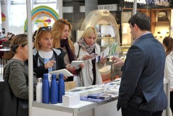 Vujović: Novim zkonom ćemo ukinuti naknade za troškove prijevremene otplate i troškove obrade kod stambenih kredita Vujović: Novim zkonom ćemo ukinuti naknade za troškove prijevremene otplate i troškove obrade kod stambenih kredita