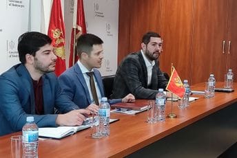 Mujović: Crna Gora mora krenuti u realizaciju kapitalnih energetskih projekata, potrebni su nam kredibilni investitori da nas podrže Mujović: Crna Gora mora krenuti u realizaciju kapitalnih energetskih projekata, potrebni su nam kredibilni investitori da nas podrže