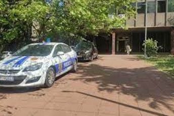 Podgorica: Prijetio stricu da će ga ubiti, ODT mu odredio zadržavanje do 72 sata Podgorica: Prijetio stricu da će ga ubiti, ODT mu odredio zadržavanje do 72 sata