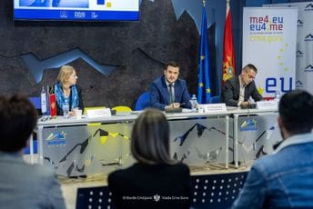 Zenović: Medijske slobode od suštinskog značaja za demokratski razvoj društva, vjerujem da će nerasvijetljeni slučajevi uskoro dobiti epilog Zenović: Medijske slobode od suštinskog značaja za demokratski razvoj društva, vjerujem da će nerasvijetljeni slučajevi uskoro dobiti epilog
