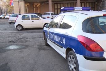 Svirepo ubistvo u Srbiji: Muškarac 80 puta uboden nožem, pa opljačkan Svirepo ubistvo u Srbiji: Muškarac 80 puta uboden nožem, pa opljačkan