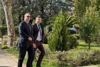 Počeo sastanak Milatovića i Ivanovića o ambasadorima Počeo sastanak Milatovića i Ivanovića o ambasadorima