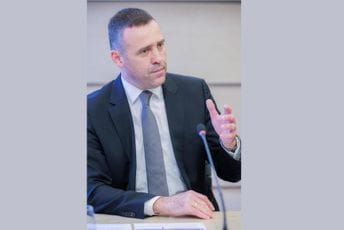 Perspektiva biznisa u zemljama kandidatima: Radovanović na konferenciji o proširenju u Briselu Perspektiva biznisa u zemljama kandidatima: Radovanović na konferenciji o proširenju u Briselu