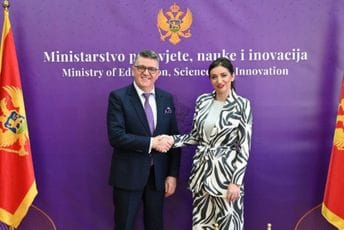 Jakšić-Stojanović i Grubišić: Unaprijediti kvalitet obrazovanja, akcenat na sajber bezbjednost i digitalnu forenziku Jakšić-Stojanović i Grubišić: Unaprijediti kvalitet obrazovanja, akcenat na sajber bezbjednost i digitalnu forenziku