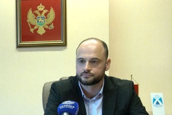 UP za osam mjeseci podnijela četiri krivične prijave protiv svojih službenika; Bošnjak: Trend podnošenja pritužbi blago porastao UP za osam mjeseci podnijela četiri krivične prijave protiv svojih službenika; Bošnjak: Trend podnošenja pritužbi blago porastao