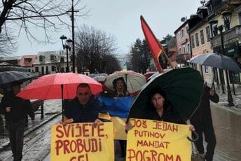 Cetinje šetalo za Ukrajinu: Svijete, probudi se! Cetinje šetalo za Ukrajinu: Svijete, probudi se!