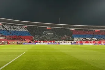 Pogledajte skandaloznu koreografiju navijača Zvezde na prijateljskom meču protiv Zenita Pogledajte skandaloznu koreografiju navijača Zvezde na prijateljskom meču protiv Zenita