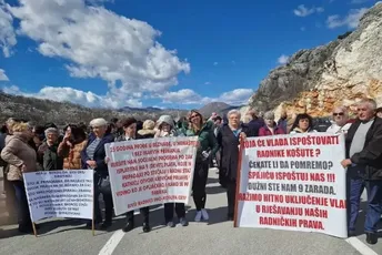 Policija razgovarala sa predstavnikom radnika Košute: U četvrtak protest i obustava saobraćaja na putnom pravcu Cetinje -Podgorica