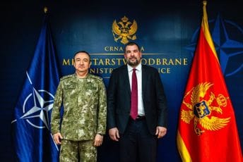 Krapović sa komandantom KFOR-a: Crna Gora nastaviće da pruža doprinos regionalnoj bezbjednosti Krapović sa komandantom KFOR-a: Crna Gora nastaviće da pruža doprinos regionalnoj bezbjednosti