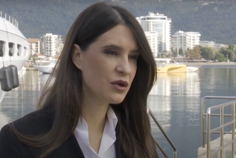 Lazović: Budvani će na izborima kazniti nefunkcionalnost vlasti Lazović: Budvani će na izborima kazniti nefunkcionalnost vlasti