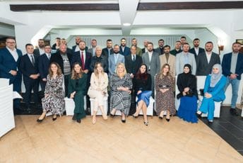 Šahmanović: Napredak Bošnjaka zavisi od hrabrih pojedinaca Šahmanović: Napredak Bošnjaka zavisi od hrabrih pojedinaca