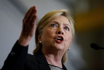 Klinton: Dezinformacije koje generiše AI mogu da ugroze predsjedničke izbore Klinton: Dezinformacije koje generiše AI mogu da ugroze predsjedničke izbore