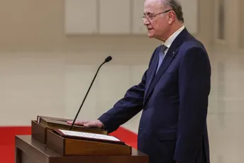 Izabrana nova palestinska Vlada, u njoj su četiri žene i predstavnici Gaze Izabrana nova palestinska Vlada, u njoj su četiri žene i predstavnici Gaze