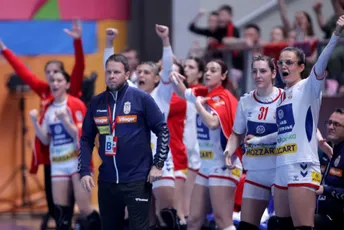 Gotov i drugi susret u našoj grupi: Srbija ubjedljiva u Šumenu, u nedjelju ih protiv Turske čeka meč odluke Gotov i drugi susret u našoj grupi: Srbija ubjedljiva u Šumenu, u nedjelju ih protiv Turske čeka meč odluke