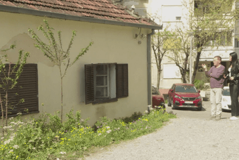 Podgorica: Napuštena kuća puna beskućnika, stanari kvarta zabrinuti