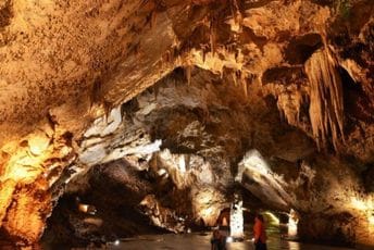 Potencijali, upravljanje i problem očuvanja speleoloških objekata: Neprocjenljivo podzemlje Crne Gore Potencijali, upravljanje i problem očuvanja speleoloških objekata: Neprocjenljivo podzemlje Crne Gore