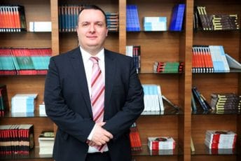 Preminuo profesor Predrag Stanišić Preminuo profesor Predrag Stanišić