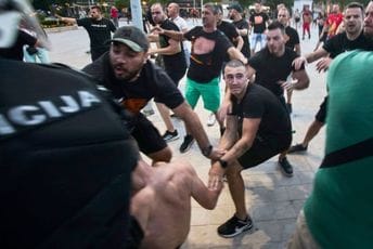 Bivši načelnik nikšićke policije ignoriše pozive suda: Zašto Peković ne želi da svjedoči?! PLANIRANI NAPAD: Policija omogućila „tvrdošanima“ i njihovim pristalicama da dođu do Trga slobode i izazovu incidente