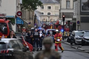 Eksplozija u stanu u Parizu: Tri osobe stradale Eksplozija u stanu u Parizu: Tri osobe stradale