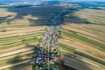 Selo u kojem svi stanovnici žive u jednoj ulici dugoj čak devet kilometara