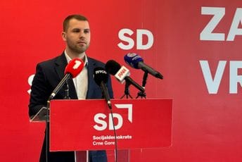 Mašković: Pun mandat Dajković zaslužio zbog bezrezervne podrške gradonačelnici u očuvanju njene fotelje