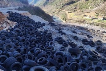 U dvorištu Deponije 600 tona guma; Božović: Moramo izbjeći eko-katastrofu