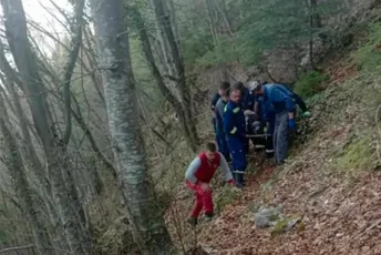 Pljevlja: Mladić pao sa litice, teško je povrijeđen Pljevlja: Mladić pao sa litice, teško je povrijeđen