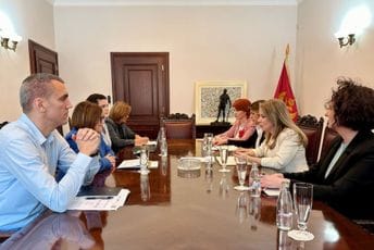 Radović sa Repanšek: Razgovor o rezultatima saradnje CBCG i CEF-a Radović sa Repanšek: Razgovor o rezultatima saradnje CBCG i CEF-a