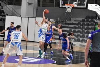 Zlatibor se žali ABA ligi, tvrde da ih je igrač Podgorice psovao i prijetio im nakon sinoćnje utakmice Zlatibor se žali ABA ligi, tvrde da ih je igrač Podgorice psovao i prijetio im nakon sinoćnje utakmice