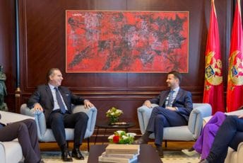 Bez Milatovićevog znanja: Vlada već donijela odluku o imenovanju ambasadora? Bez Milatovićevog znanja: Vlada već donijela odluku o imenovanju ambasadora?