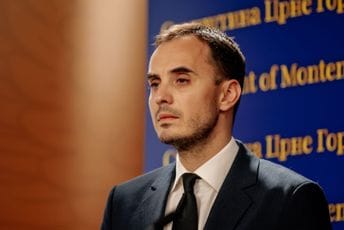 Konatar: Milović treba da govori u Parlamentu, važno je da Crna Gora čuje kako Spajić vodi državu u ponor