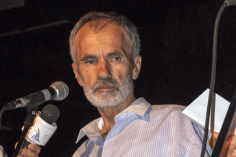 Mustafić: Odlazak Safeta Sijarića ogroman gubitak za bošnjačku književnost i kulturu Mustafić: Odlazak Safeta Sijarića ogroman gubitak za bošnjačku književnost i kulturu