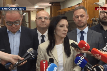 Srpska opozicija napustila sastanak o izbornim uslovima: „Bio je predstava za goste“ Srpska opozicija napustila sastanak o izbornim uslovima: „Bio je predstava za goste“