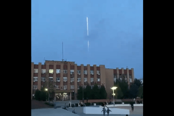 (VIDEO) Rusija izvršila probno lansiranje interkontinentalne balističke rakete (VIDEO) Rusija izvršila probno lansiranje interkontinentalne balističke rakete