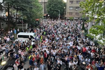 Protest u Beogradu protiv iskopavanja litijuma Protest u Beogradu protiv iskopavanja litijuma