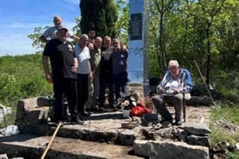 Zub vremena učinio svoje: Uređen prilaz spomeniku braći Radulović u Milojevićima