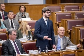 Čarapić podržao predlog italijanske desnice: Prvo zajednica srpskih opština, pa prijem Kosova u Savjet Evrope