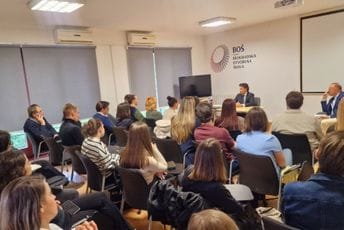 Abazović u Beogradu: Izađimo iz kaveza mišljenja, regionu treba veliki dogovor