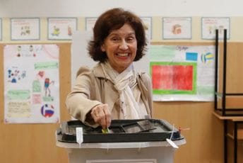 Davkova vodi na predsjedničkim izborima u S. Makedoniji