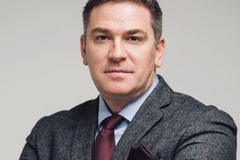 Huter: Zgrada tzv. Zetske banovine Mandiću očigledno zaklonila pogled na Lovćen, a time i na Crnu Goru