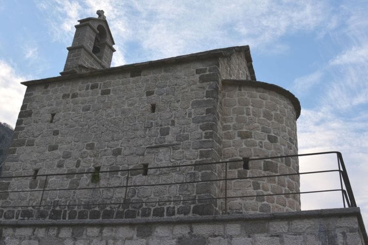 Rijetka arhitektonska cjelina: Crkva Sv. Dujma u Škaljarima