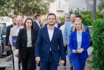 Koalicija oko PES-a predala listu za izbore u Budvi; Zenović: Treba nam stabilna vlast
